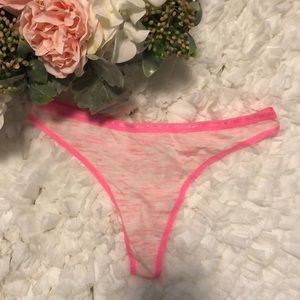 NWT. Victoria’s Secret pink and white thong.
